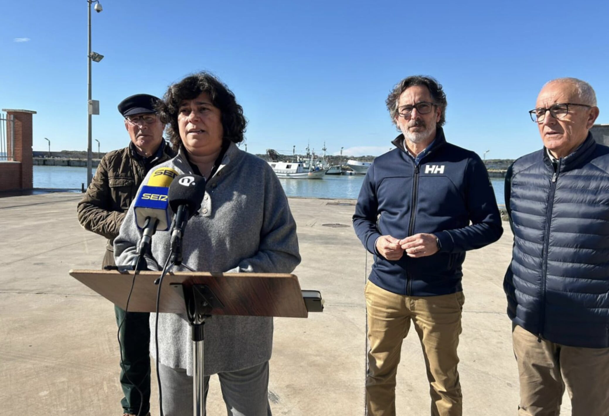 Carmen Álvarez, satisfecha con el nuevo acuerdo europeo de pesca porque "no perjudicará a la flota de Sanlúcar"