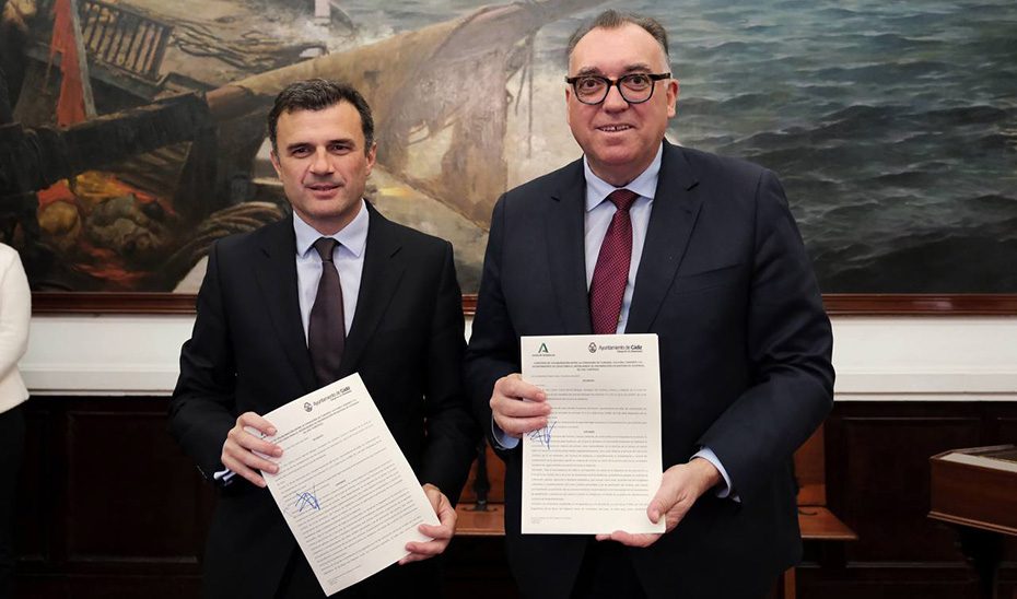 La Junta acuerda con el Ayuntamiento de Cádiz coordinar el control de viviendas de uso turístico