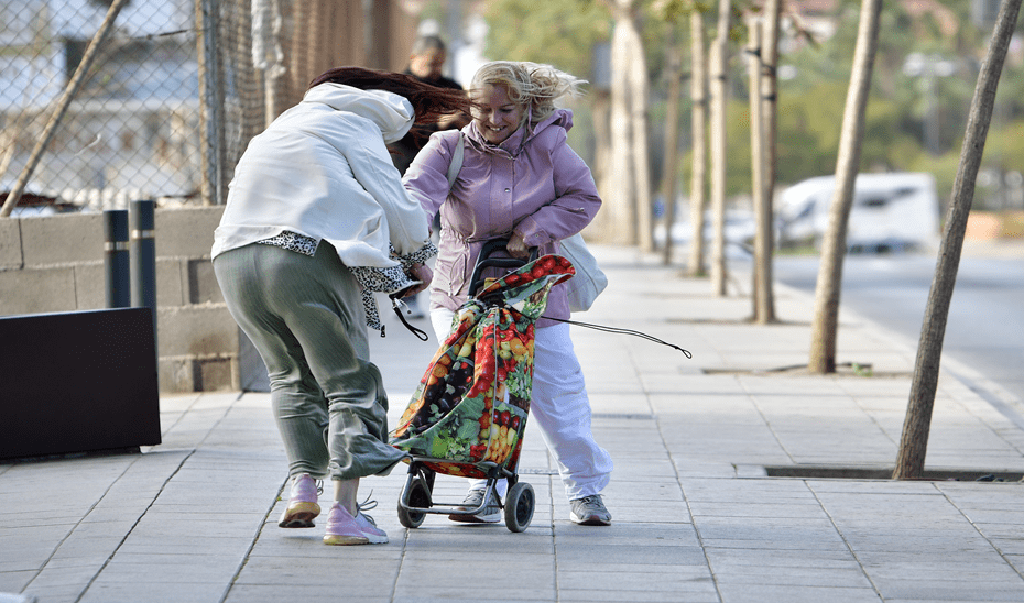 El 112 gestiona durante la noche más de medio centenar de avisos por la borrasca Herminia