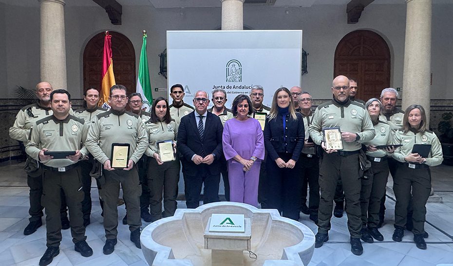 Andalucía avanza en la digitalización de los Agentes de Medio Ambiente con la incorporación de nuevas tablets