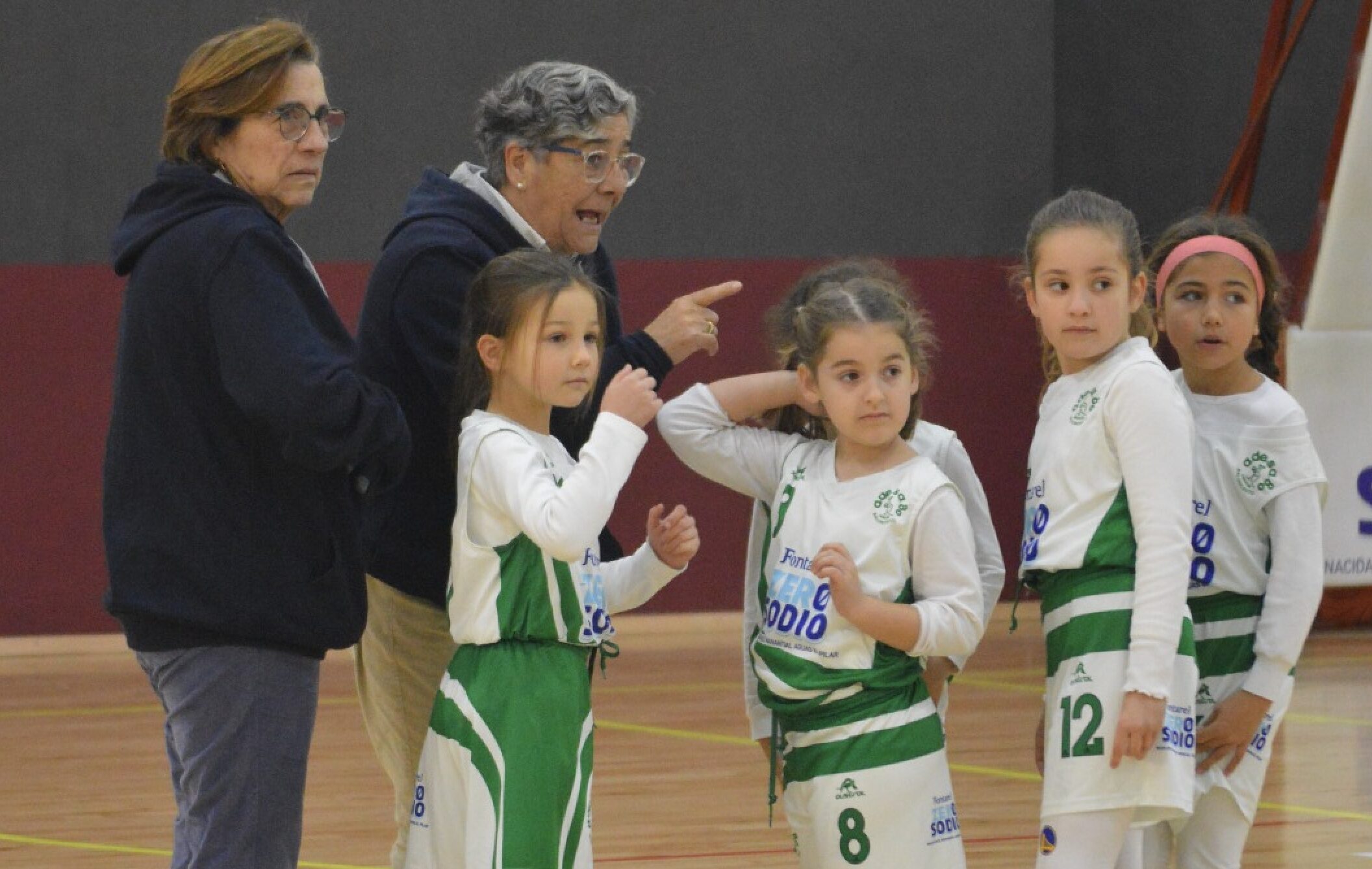 Horarios de partidos de Adesa80 baloncesto en Sanlúcar del 28 al 30 de marzo