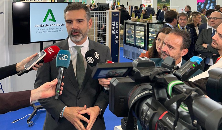 El Gobierno andaluz aumenta las ayudas para la compra de maquinaria agraria hasta los 150 millones
