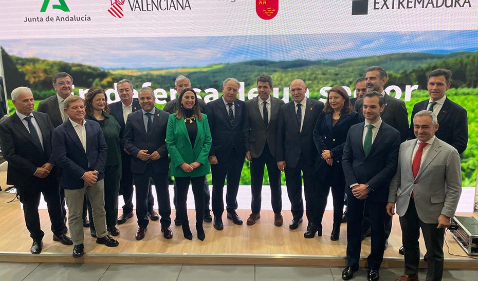 Andalucía firma con Extremadura, Murcia y Valencia un manifiesto en defensa de la que es huerta de Europa