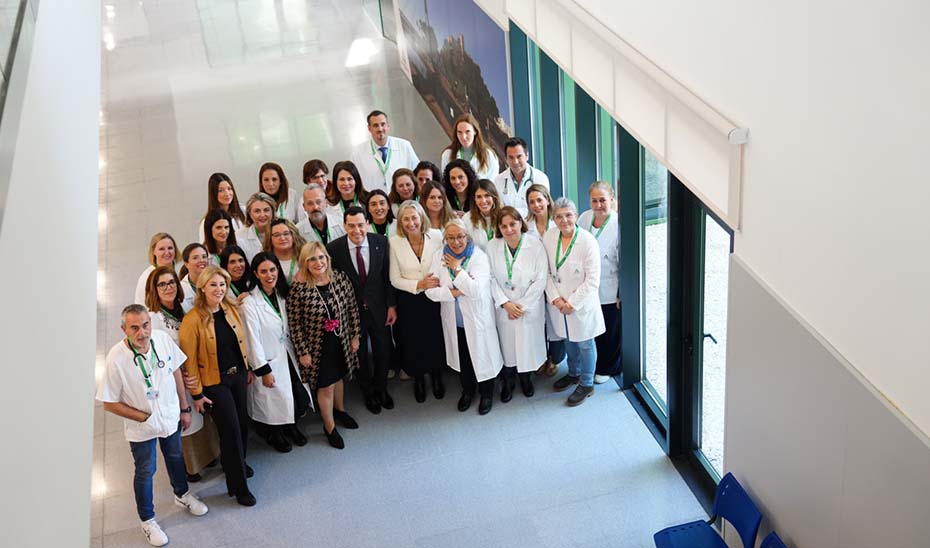 Moreno inaugura, tras 20 años de espera, el Centro de Salud Los Pacos en Fuengirola que prestará servicio a 19.000 habitantes