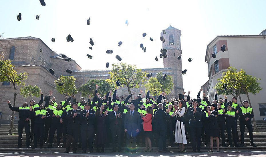 Los 58 policías locales que han superado el Curso de Ingreso del IESPA se incorporarán a 22 municipios andaluces