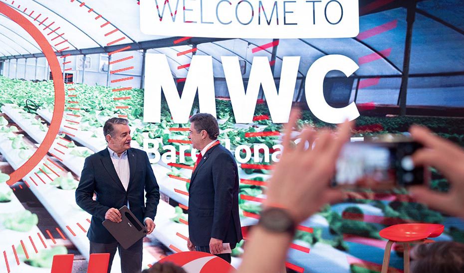 Antonio Sanz destaca en el Mobile que los 770 Puntos Vuela son la mayor red europea de capacitación digital