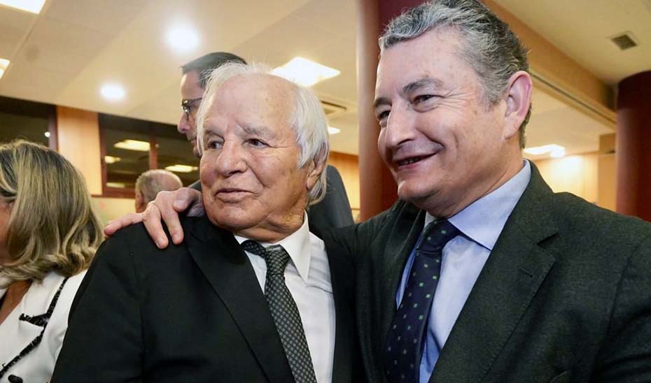 El Cordobés, Juan Pedro Domecq, Roca Rey, Albert Serra y Juan del Val, Premios Andalucía de la Tauromaquia 2025