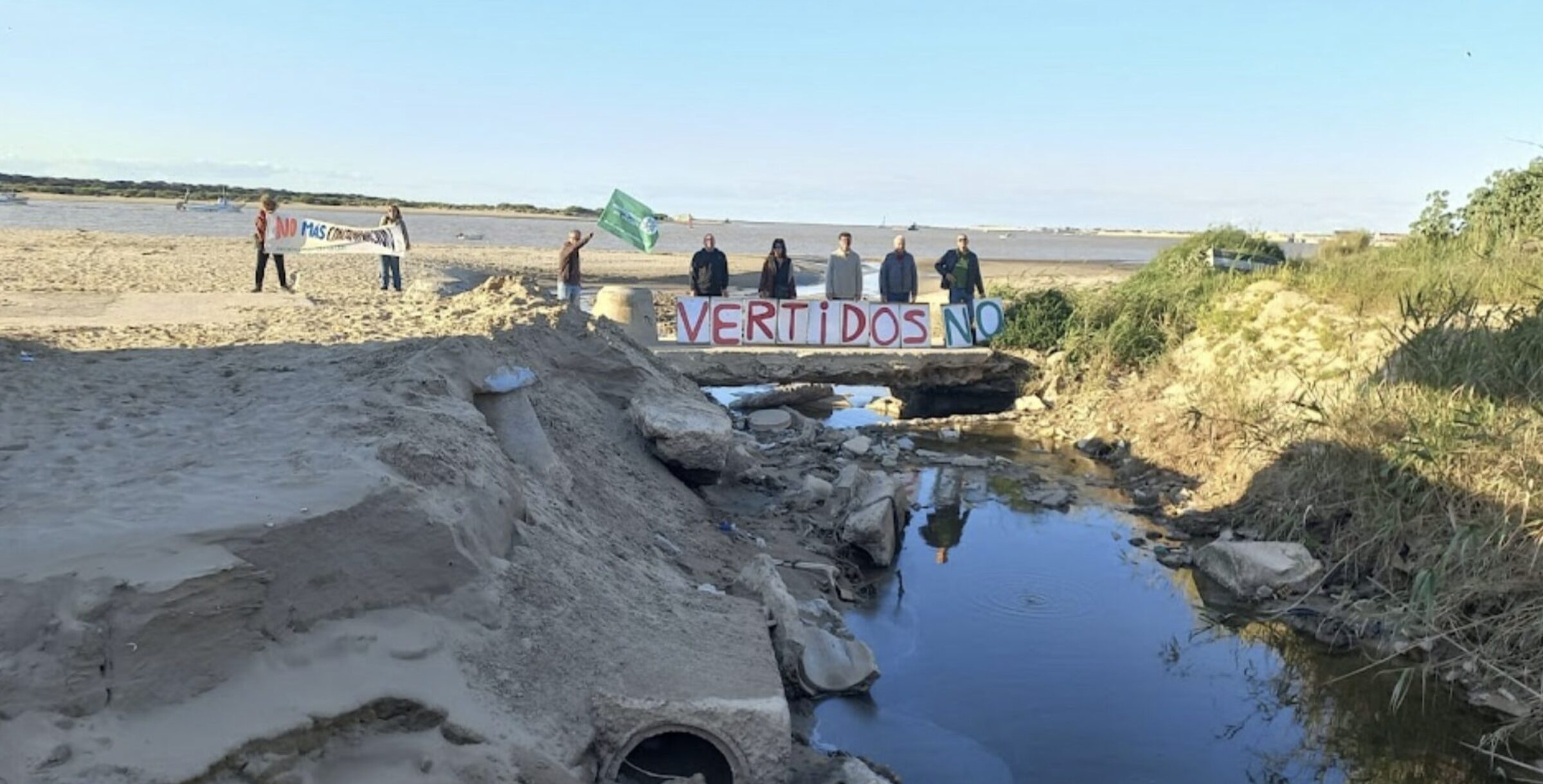 Las playas de Sanlúcar sufren la mayor contaminación de la última década