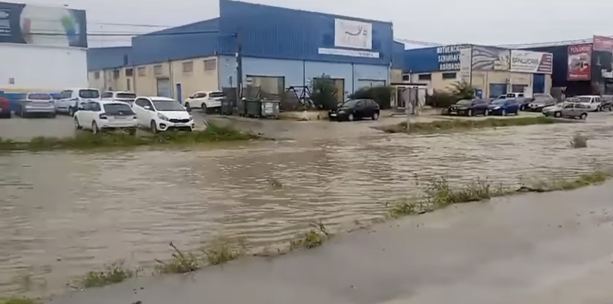 El aguacero dejó ayer casi 30 litros en pocas horas en Sanlúcar