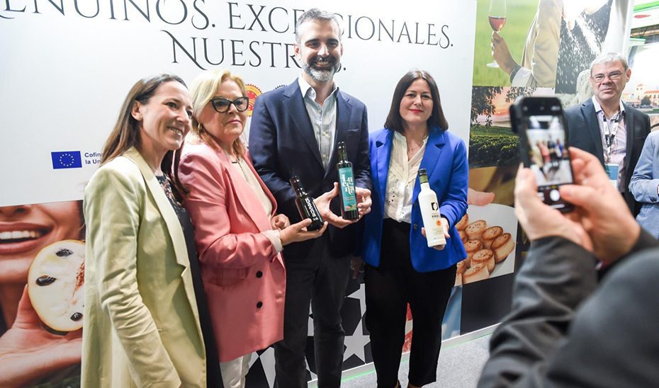 La Junta destina 37,8 millones de euros para impulsar la competitividad del sector del olivar