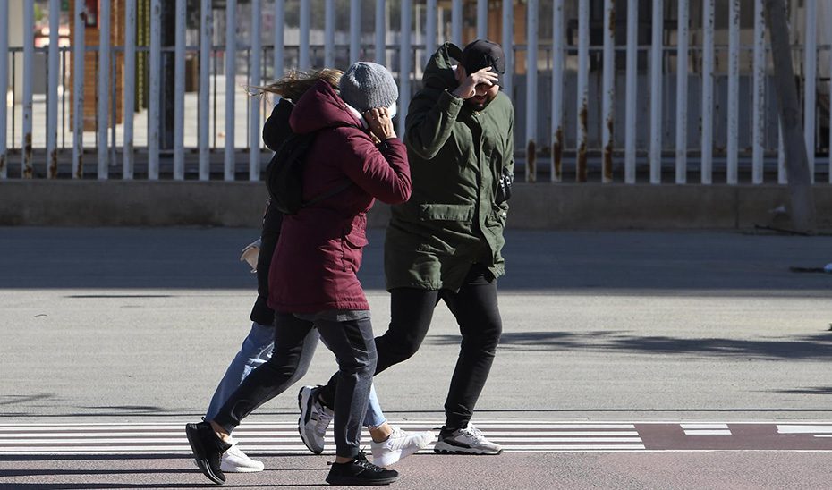 Avisos naranja por vientos y fenómenos costeros en Cádiz y Almería