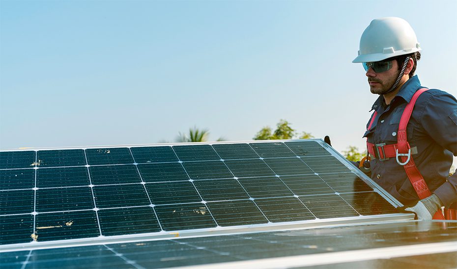 Más de 400 edificios de la Junta ya cuentan con autoconsumo para sus necesidades energéticas