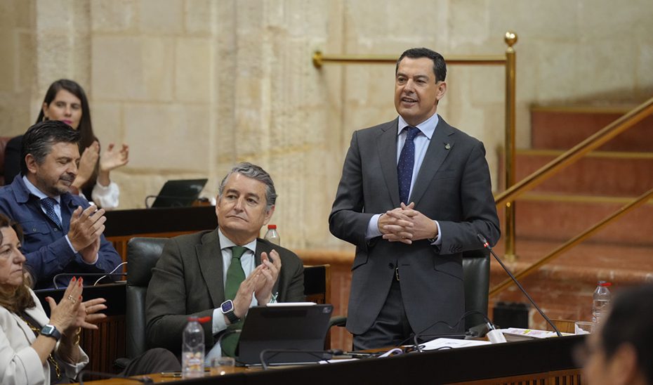 Moreno indica que los aranceles son lesivos para Andalucía y apuesta por unidad y diplomacia inteligente para paliar sus consecuencias