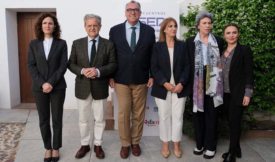 La Junta refuerza la oferta turística de Córdoba como destino sostenible impulsando su conectividad aérea