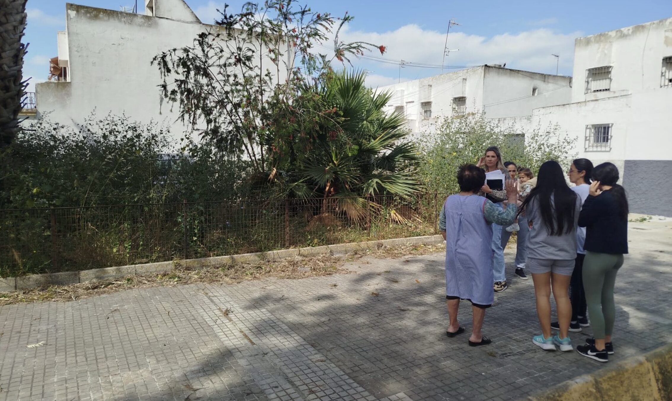 VOX denuncia el abandono de la barriada de El Palomar, “convertida en foco de infecciones”