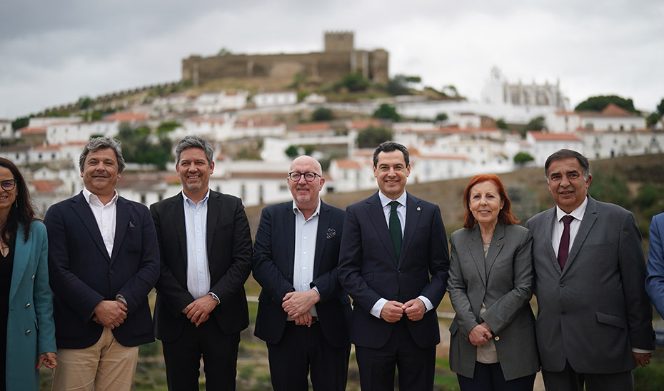 Moreno apuesta por la cooperación con Portugal en materias como el agua, los transportes o el medioambiente para avanzar y generar progreso