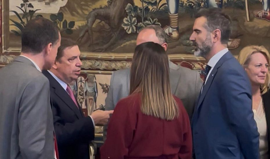 La Junta urge al Gobierno a defender una PAC “fuerte y robusta”, con mayor presencia de las regiones en su elaboración