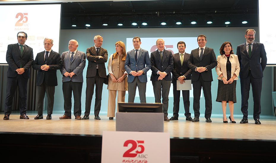 Moreno incide en la necesidad de inversiones para mejorar las infraestructuras y capacidades de la red eléctrica en Andalucía