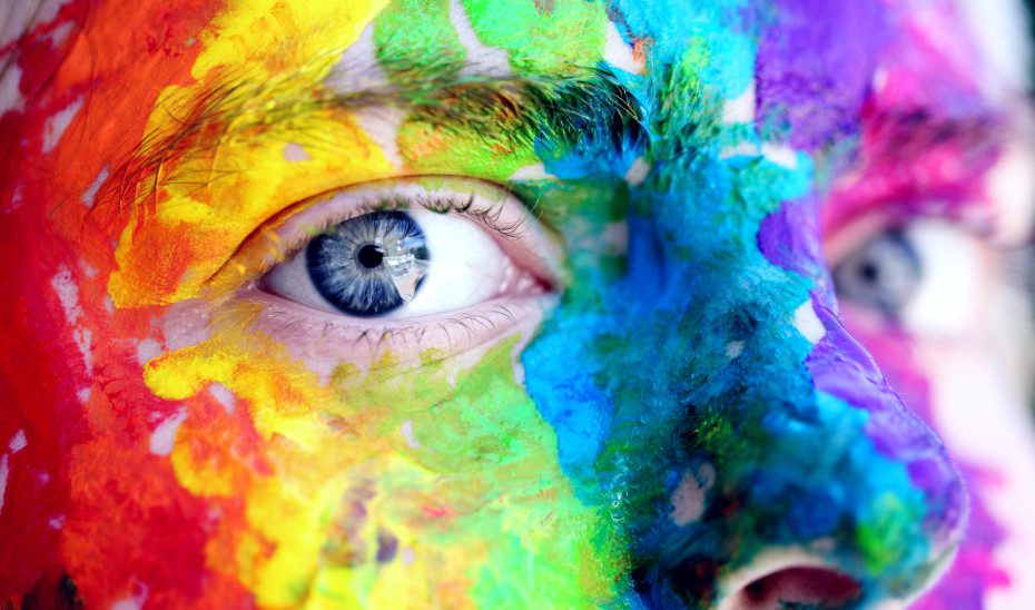 La Junta rechaza la LGTBIfobia y aboga por construir una Andalucía más libre y diversa