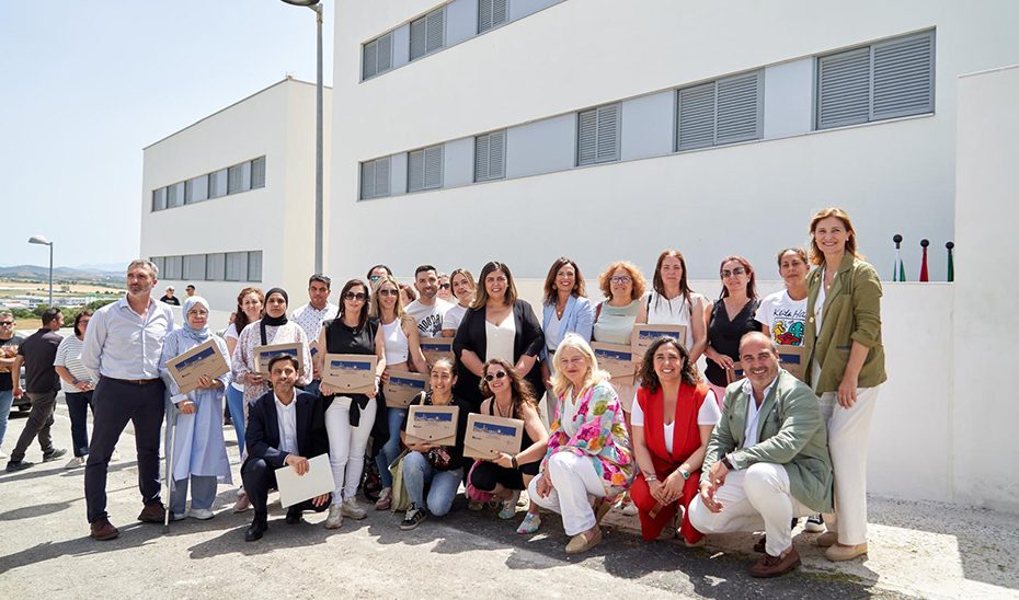 La Junta entrega 18 viviendas protegidas en régimen especial de alquiler social en Conil