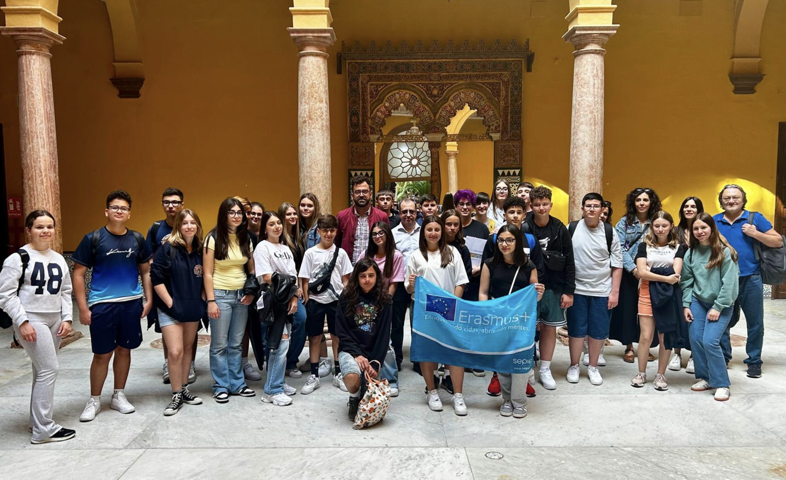 Catorce estudiantes de Taranto (Italia) participan en un intercambio educativo en Sanlúcar