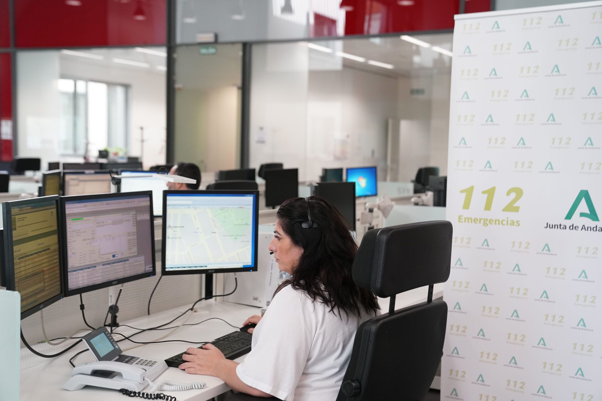 Muere un hombre de 57 años al colisionar un coche y una moto en Málaga