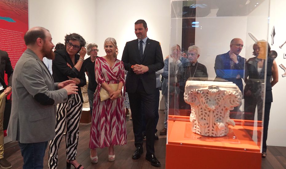 Una veintena de piezas de Medina Azahara unen a Galicia y Andalucía en una muestra sobre vikingos