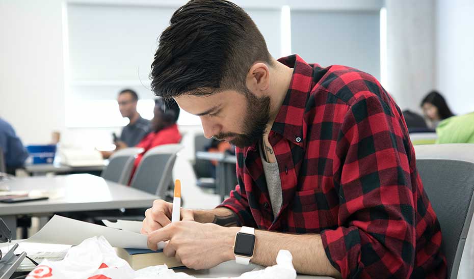 Los 74,3M€ de la Junta al complemento Erasmus+ beneficiaron a más de 39.000 alumnos desde 2019