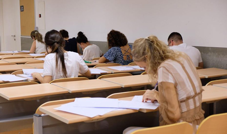 Las oposiciones docentes comenzarán en Andalucía el 21 de junio con casi 42.000 aspirantes