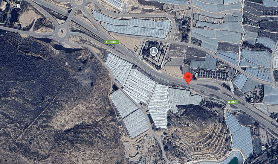 Fallecido al salirse de la vía un turismo en la carretera A-358 en Dalías