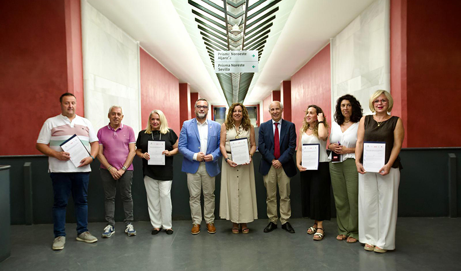 Castillo acuerda la mejora de las condiciones de trabajo de plazas de personal laboral de centros docentes públicos