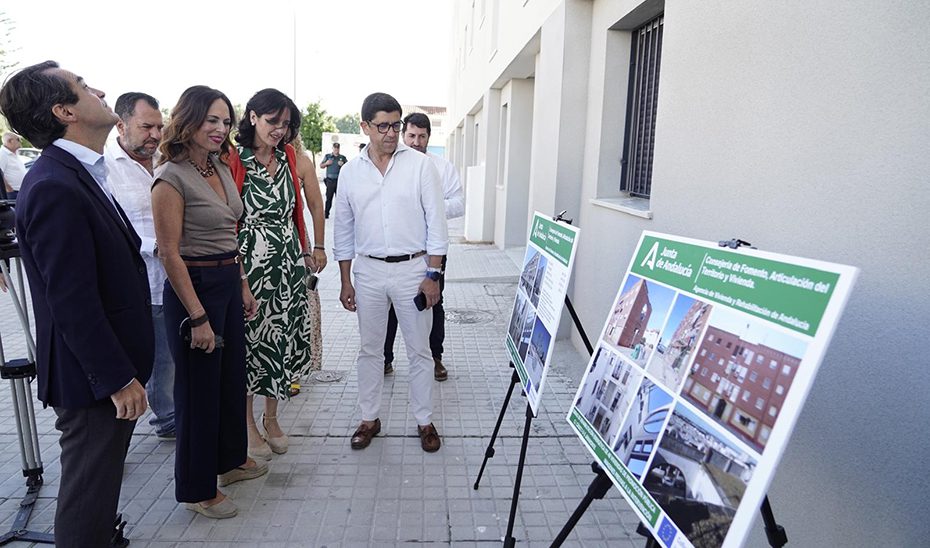 Invertidos 1,2 millones en la rehabilitación energética de 48 viviendas públicas de Ayamonte