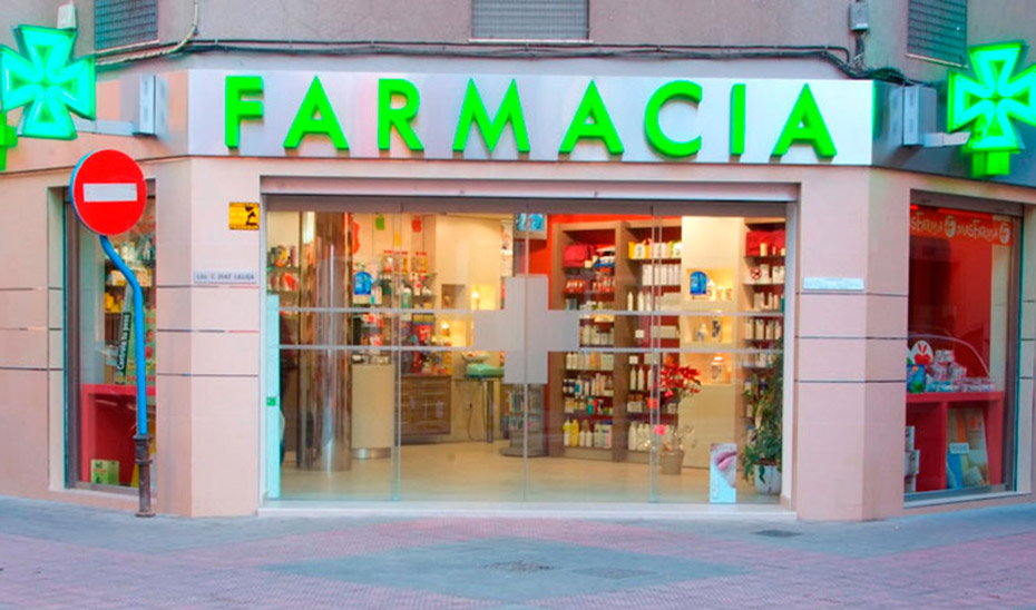 Las oficinas de farmacias andaluzas colaboran con Salud en el asesoramiento sobre el virus del Nilo