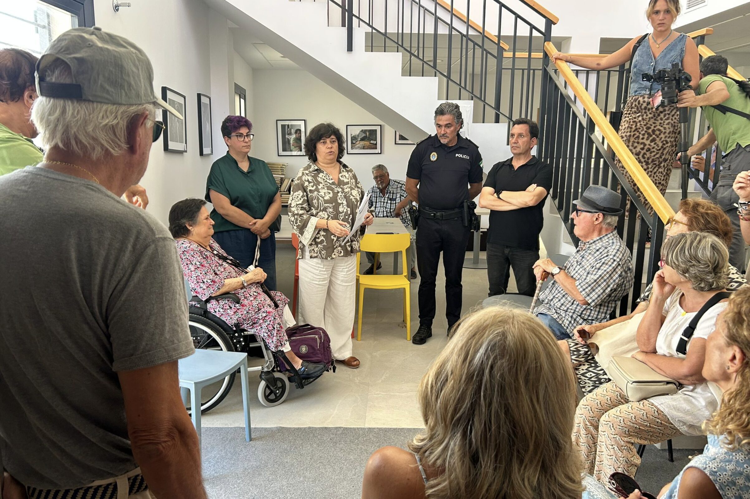 La alcaldesa visita las actuaciones de mejora que el Ayuntamiento está acometiendo en la Jara