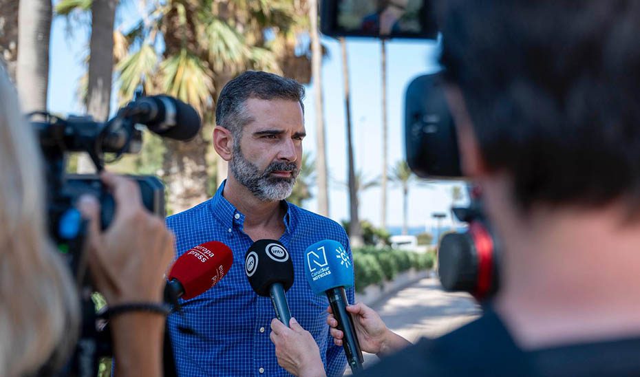 Andalucía pide a Planas que exija a la UE la activación de la reserva de crisis de la PAC para ganaderos afectados por lengua azul