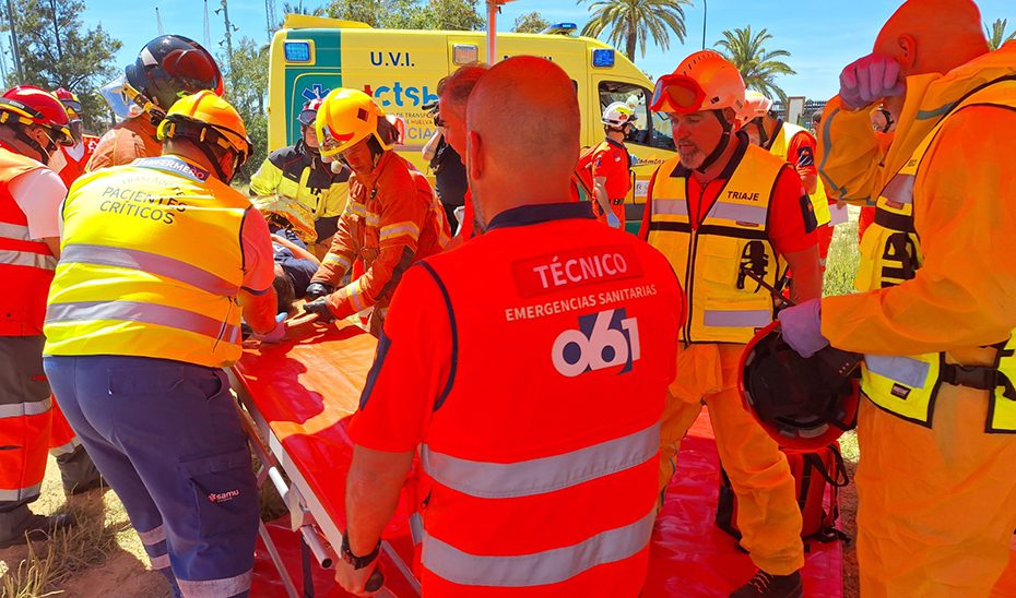 Salud realiza 16.939 traslados interhospitalarios de pacientes críticos en Andalucía en 2024