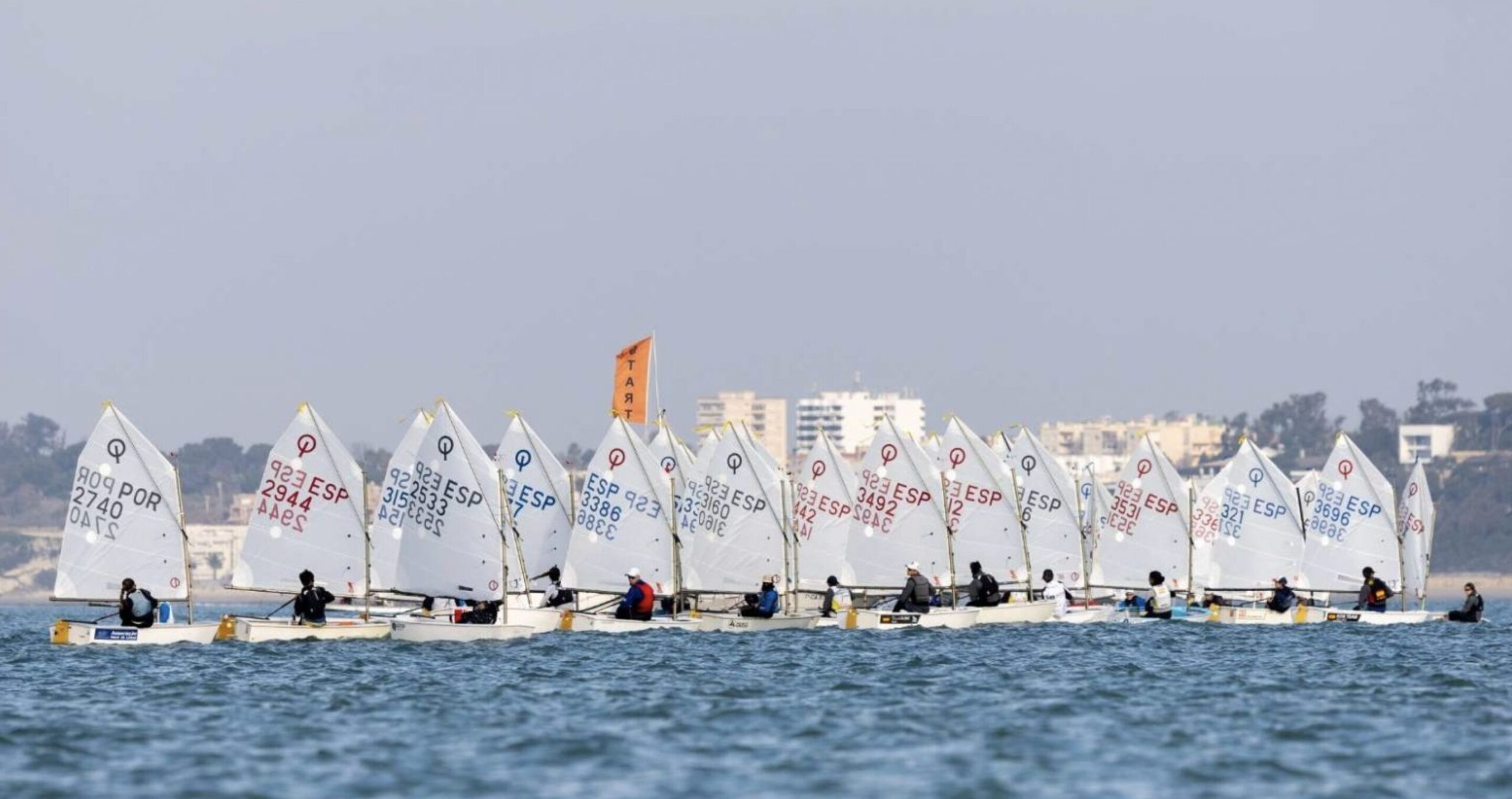 El Eslora de Sanlúcar logra una destacada actuación en el Andaluz de Optimist 2025
