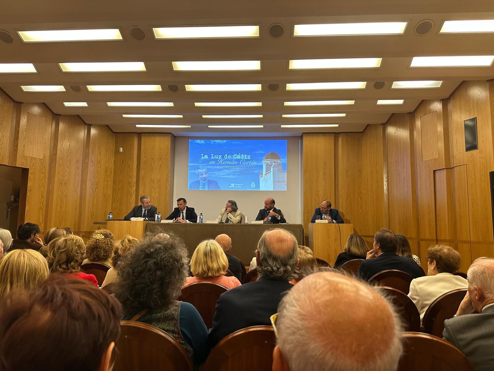‘La Luz de Cádiz en Hernán Cortés’ se presenta en Madrid