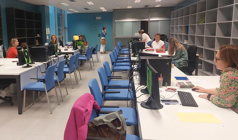 La Junta reorganiza las plantillas de Violencia de Género con 24 funcionarios más ante las nuevas competencias