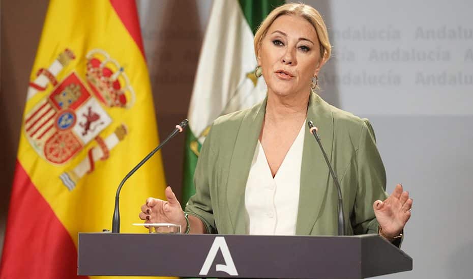 Andalucía reforzará con 12 millones de euros y 119 nuevos profesionales sanitarios su Programa de Detección Precoz del Cáncer de Mama