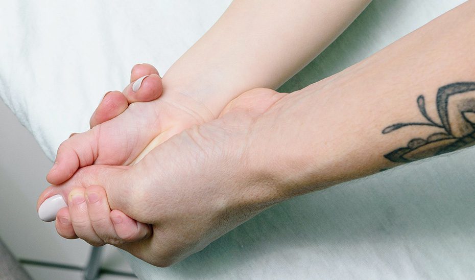 Salud pone en marcha la atención telefónica 24 horas para familias de menores en cuidados paliativos en Sevilla