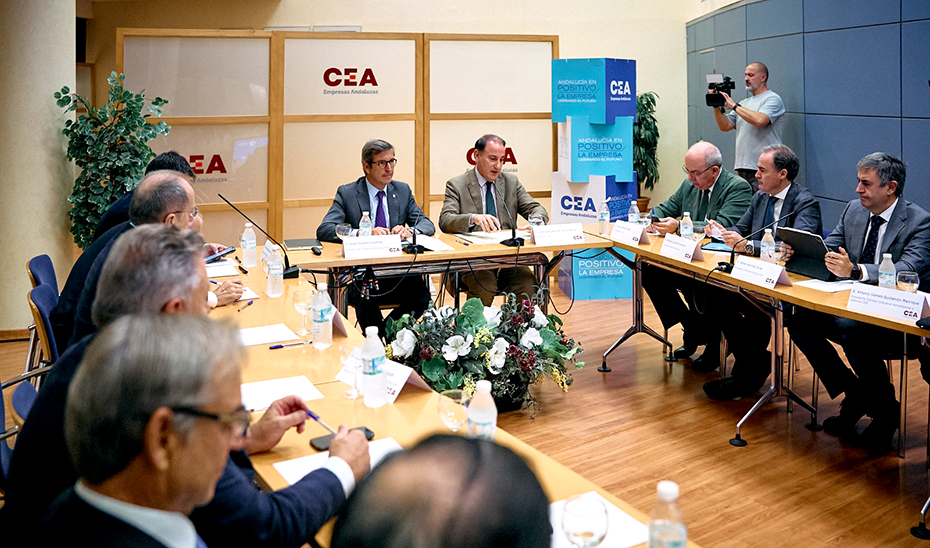 La Junta sitúa “entre el 80 y 90%” el avance de los objetivos marcados para hacer crecer la actividad industrial, las renovables y la minería
