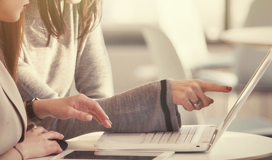 Empleo refuerza dos años más el programa de inserción de mujeres víctimas de violencia de género