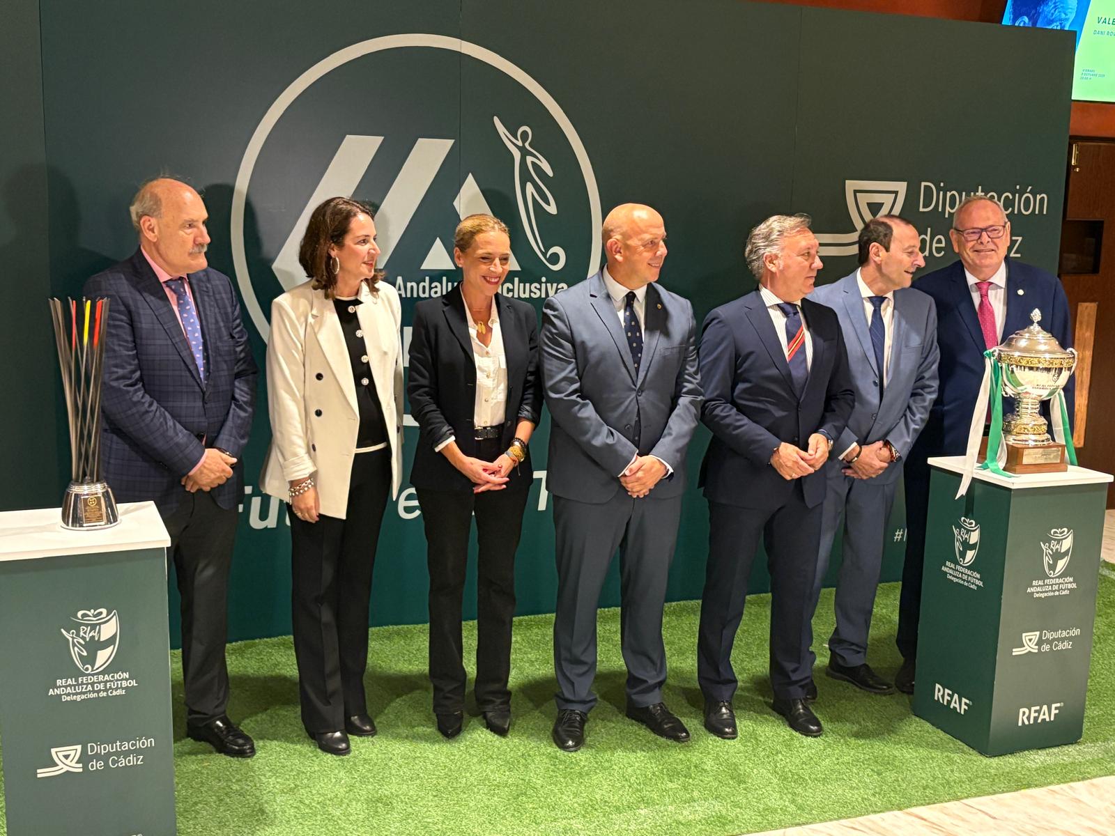 foto-de-grupo-inicial.jpeg Jerez es escenario de la tercera Gala del Fútbol inclusivo
