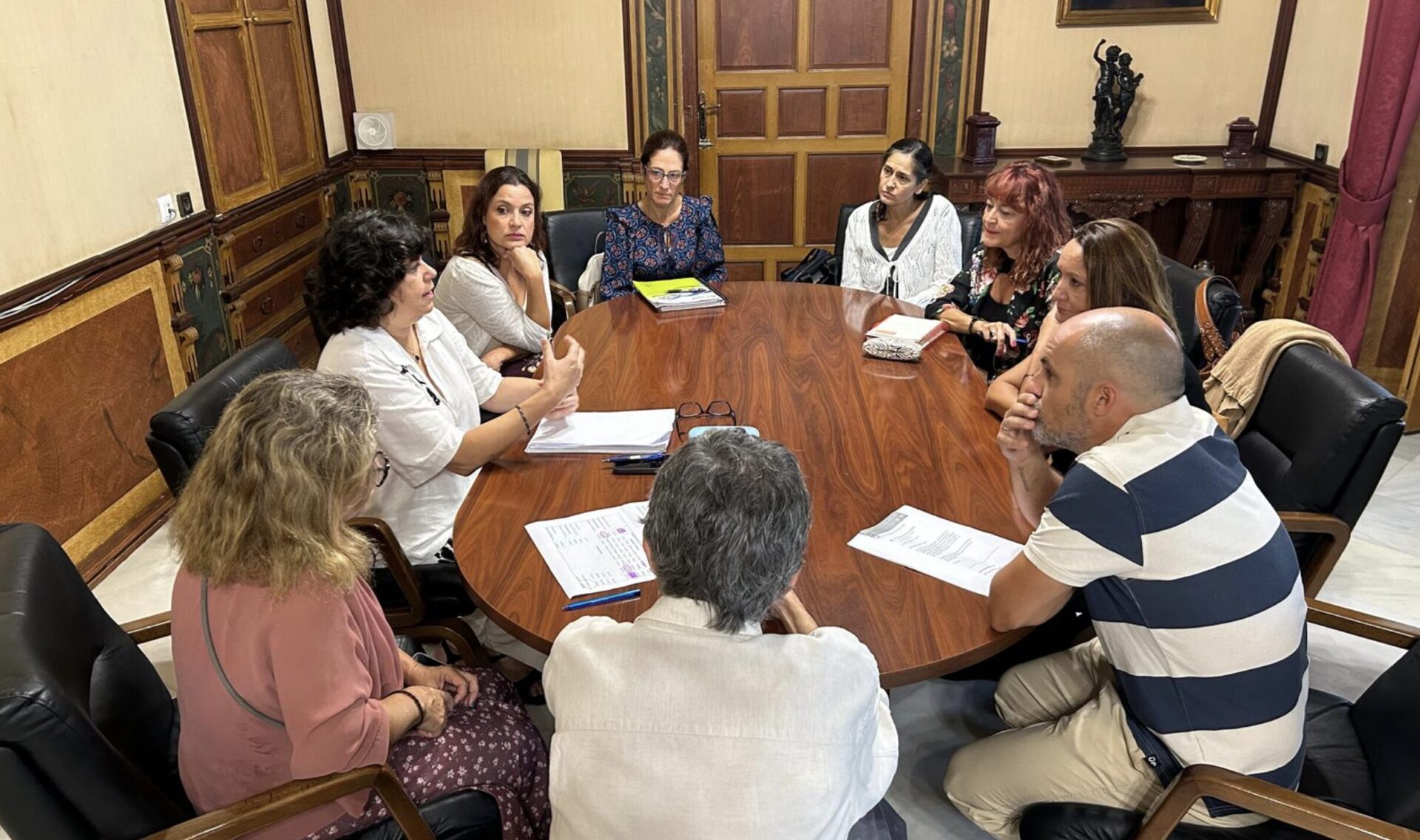 El Ayuntamiento prevé incluir una partida de 300.000 euros en los Presupuestos para igualar salarios en los programas EPES y Gestiona