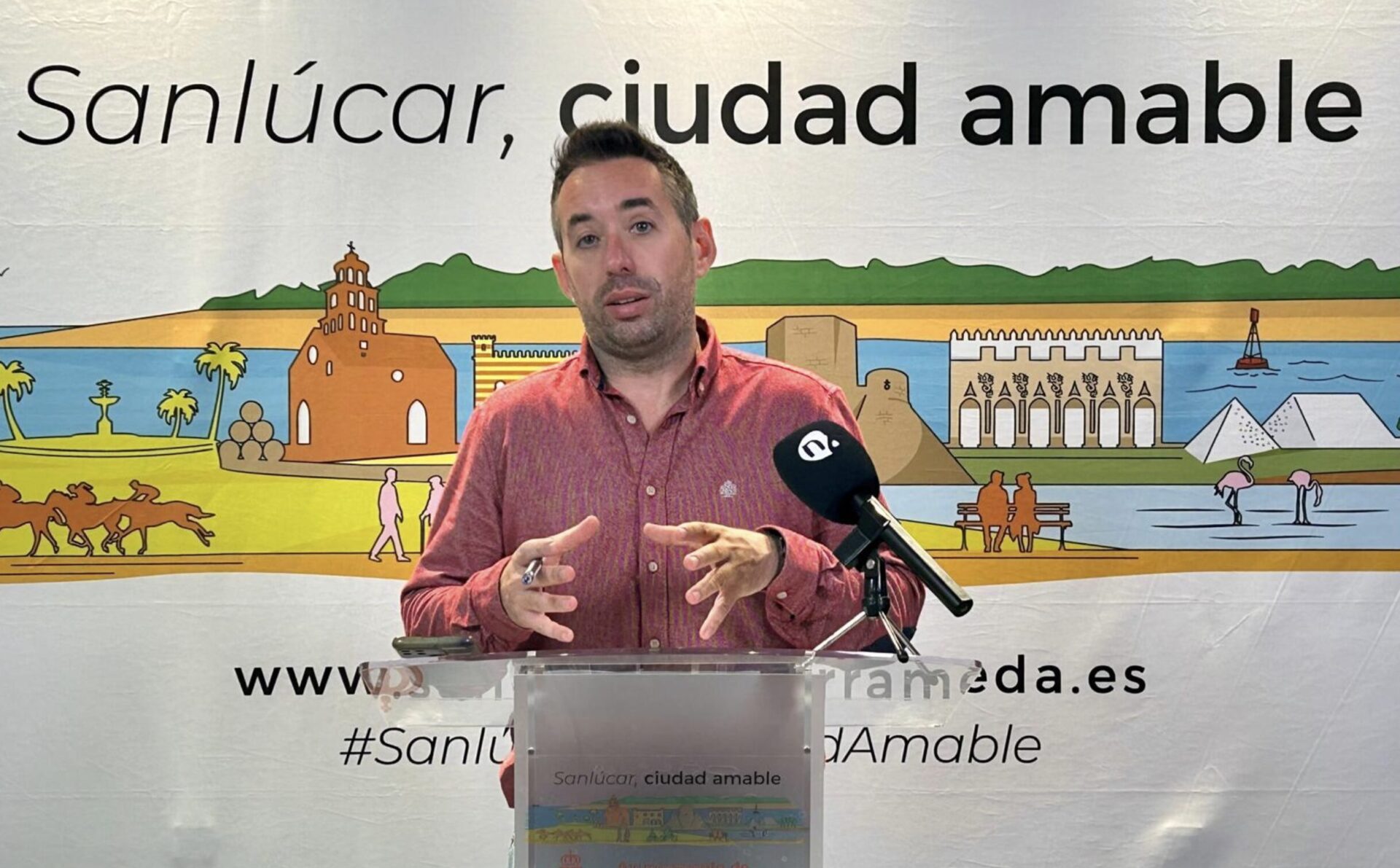 El Gobierno local reprocha al PP que pida el arreglo de una calle privada en Sanlúcar