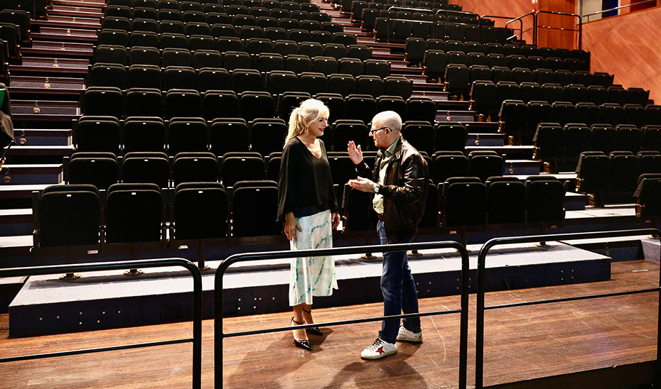 El Teatro Central culmina su renovación y acoge proyecciones de cine y encuentros literarios