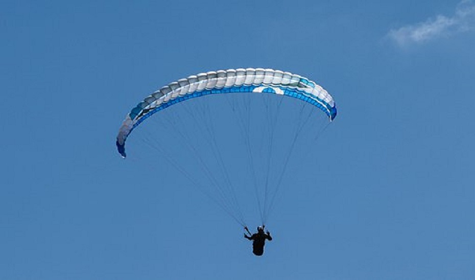 Una persona herida tras sufrir una caída cuando practicaba parapente en Algodonales