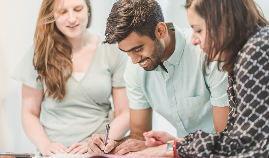 Las entidades locales dispondrán de 89,7 millones para fomentar la contratación de 8.000 jóvenes