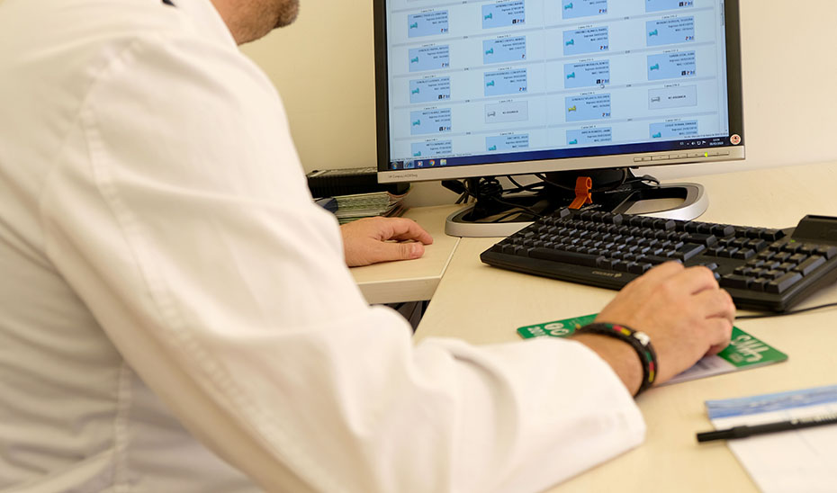 Andalucía reclama al Ministerio prorrogar la jubilación activa a los médicos de Primaria